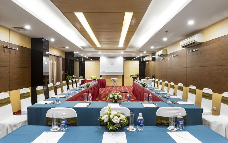 Conference room Photo