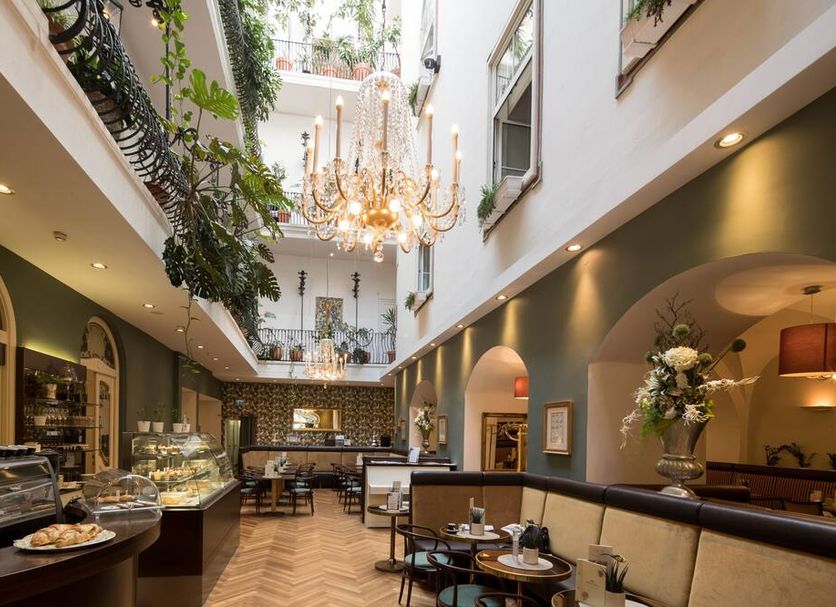 Restaurant Photo