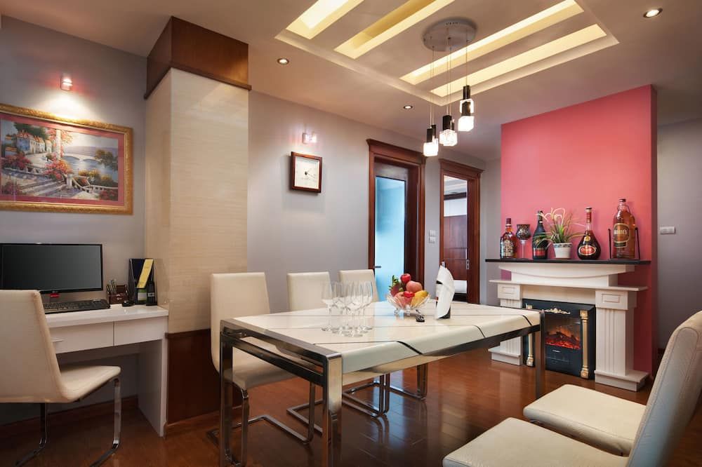 Dining room Photo