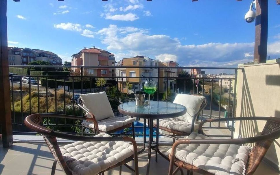 Balcony Photo