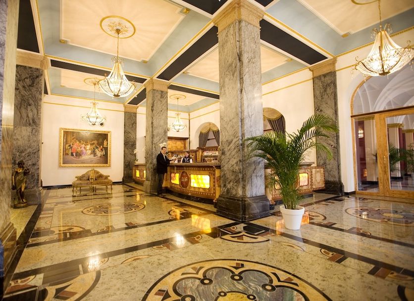 Lobby Photo