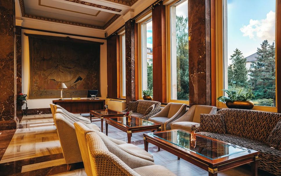 Lounge Photo