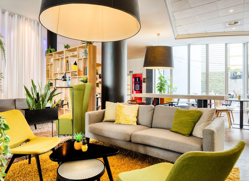 Lounge Photo