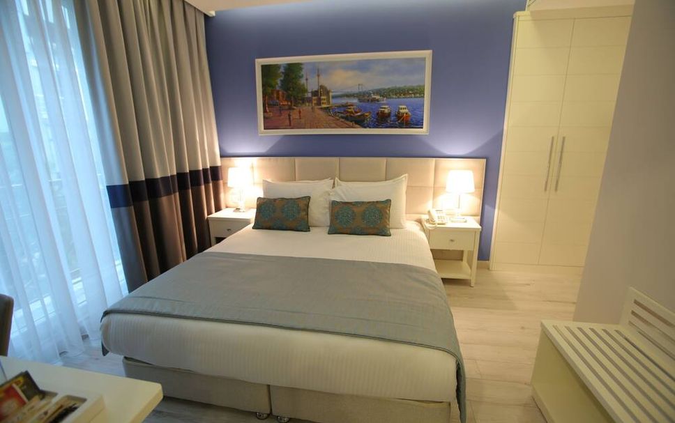 Bedroom Photo