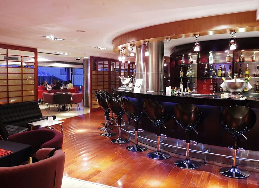 Bar Photo