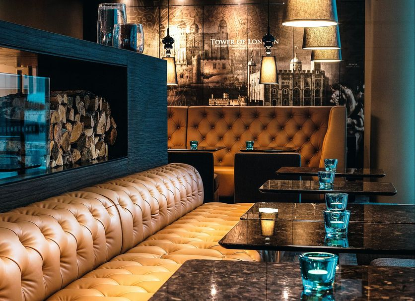 Bar Photo