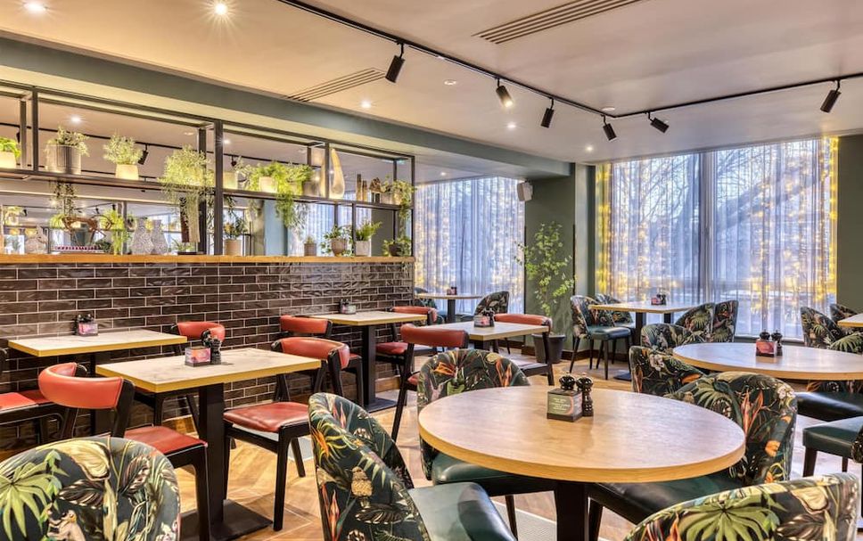 Restaurant Photo