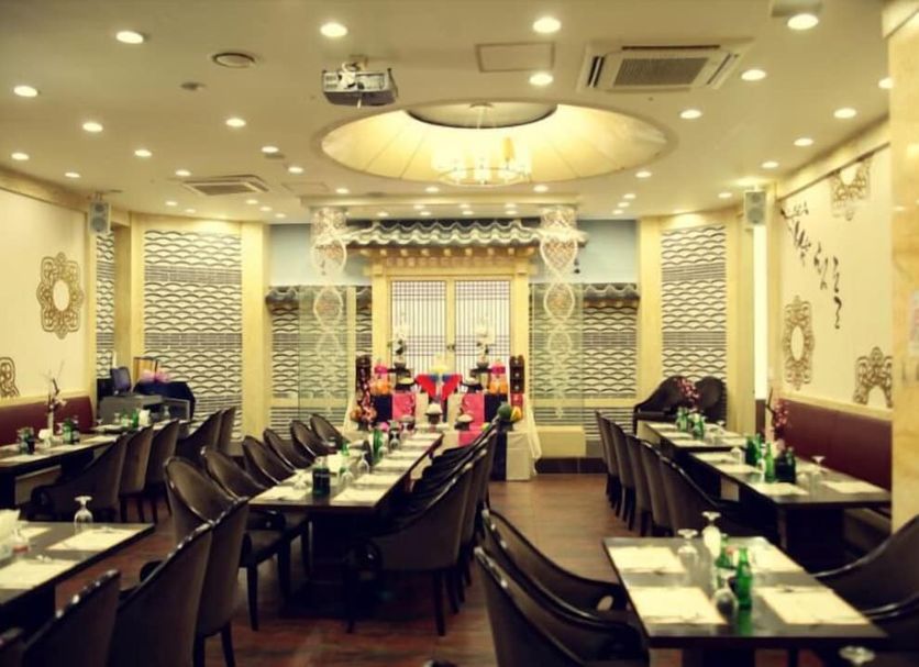 Restaurant Photo