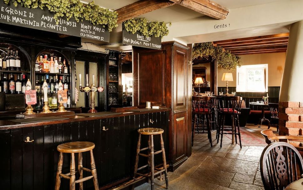 Bar Photo