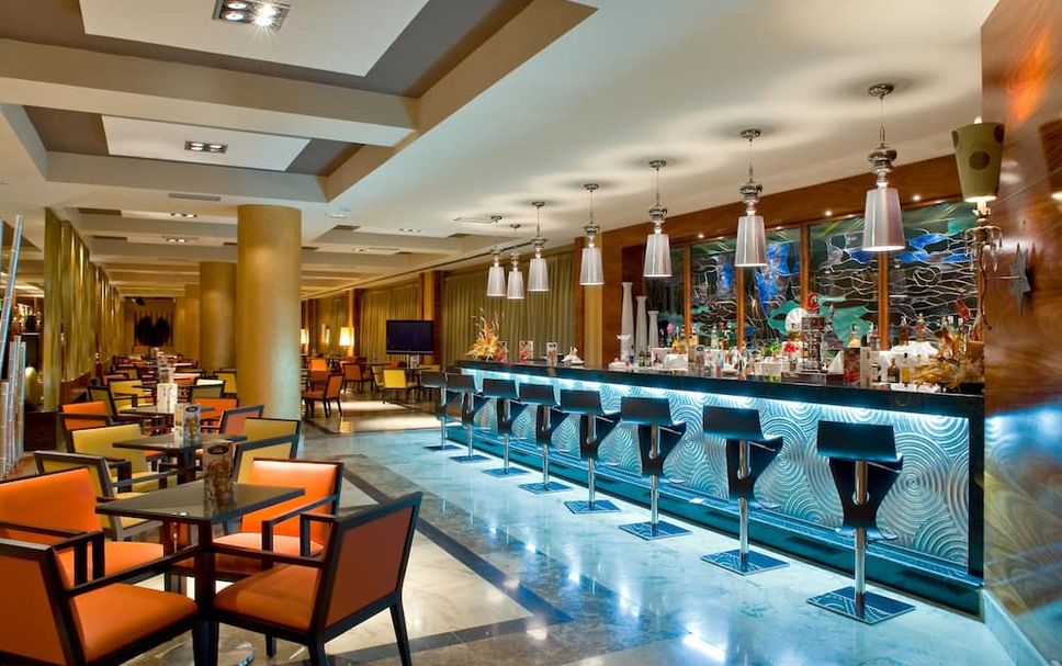 Bar Photo