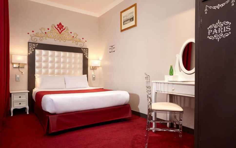 Bedroom Photo
