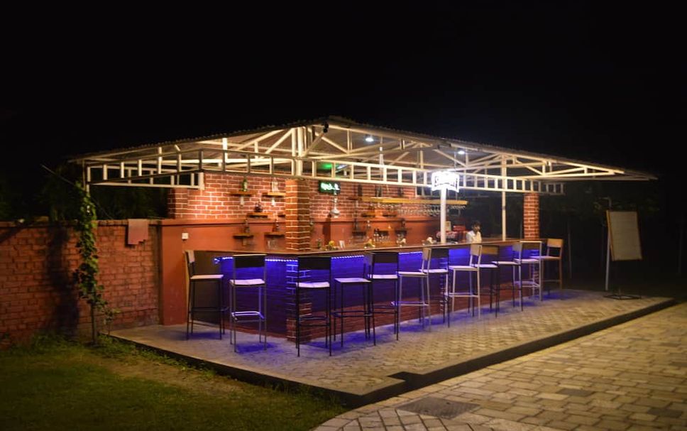 Bar Photo