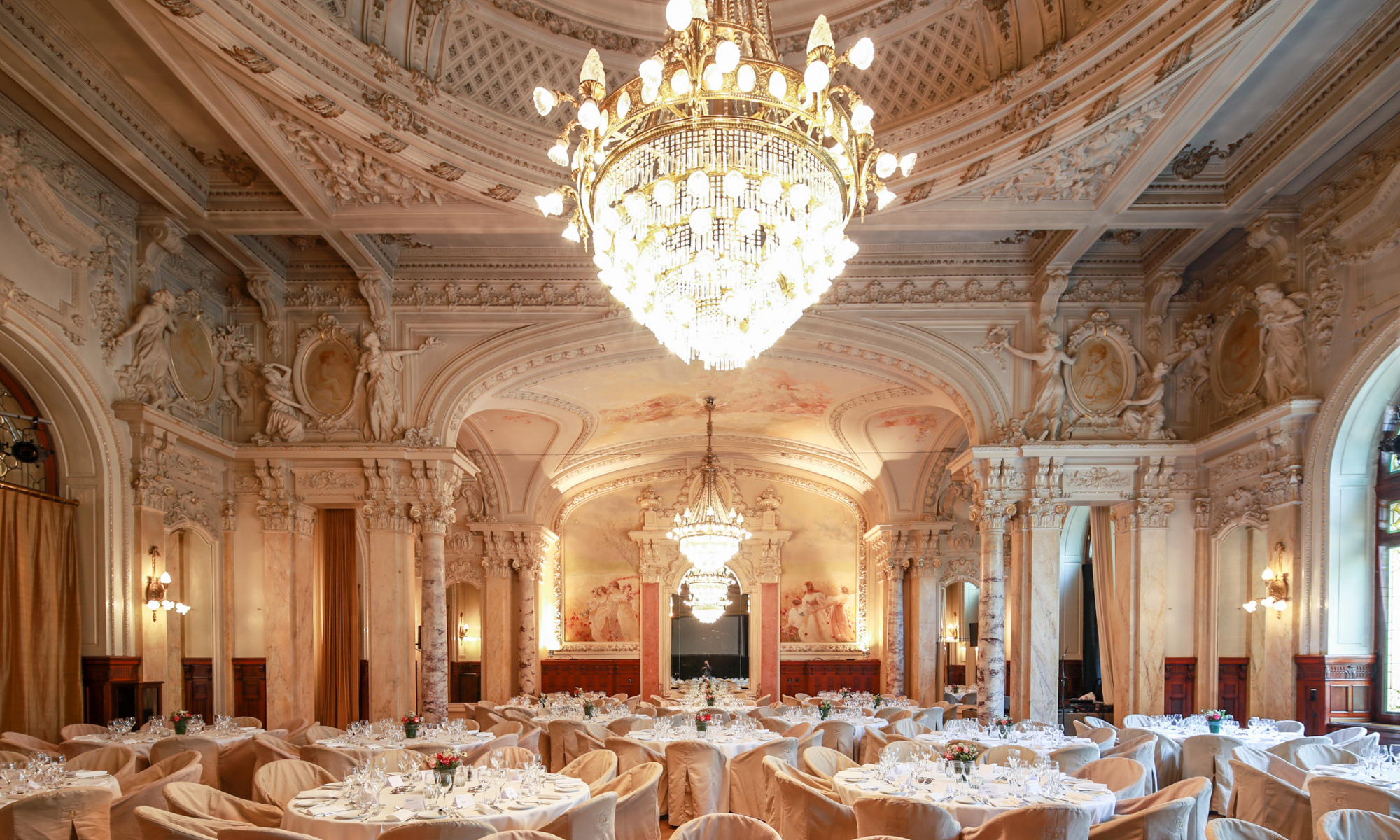 Banquet hall