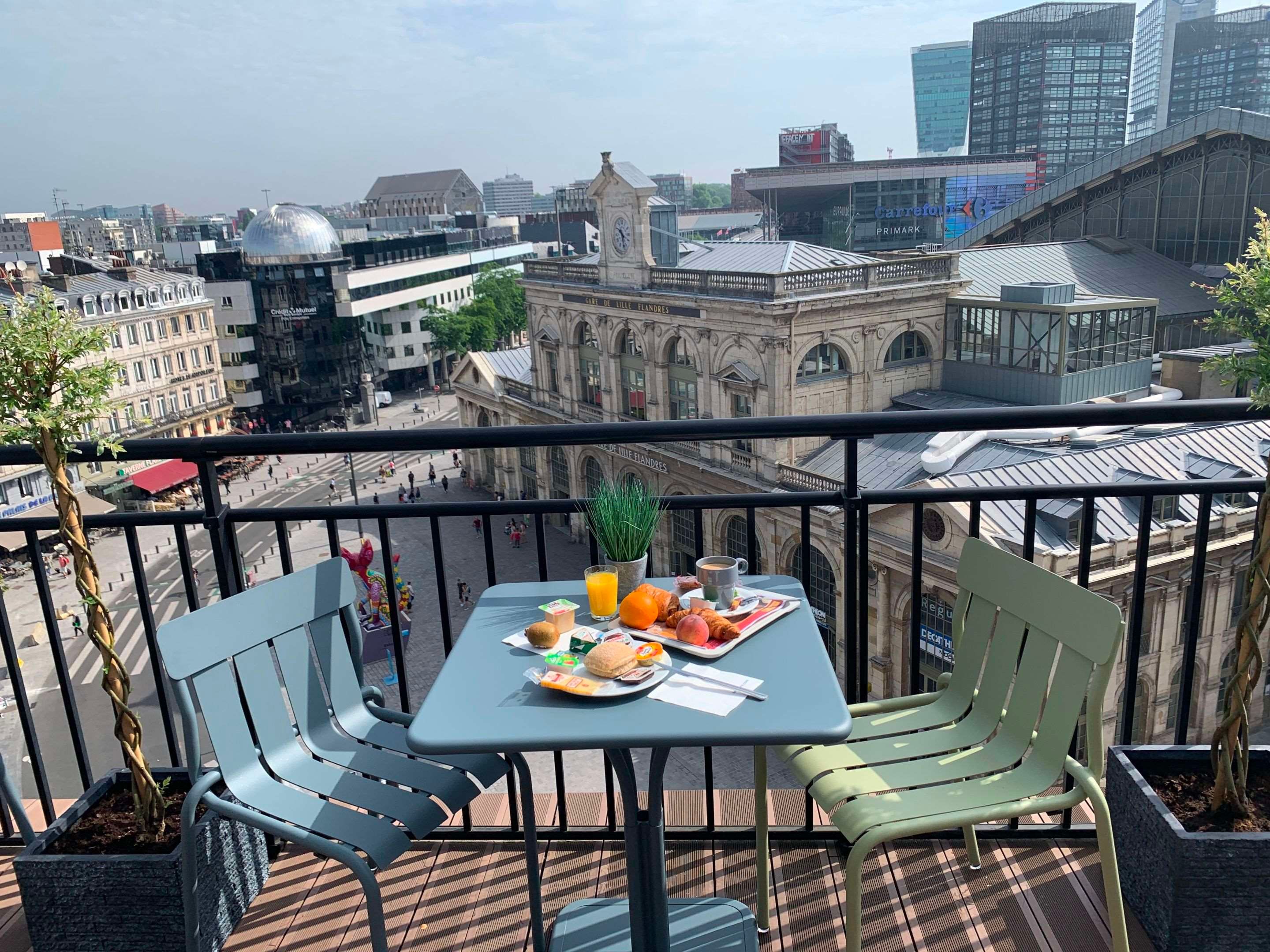 Balcony Photo