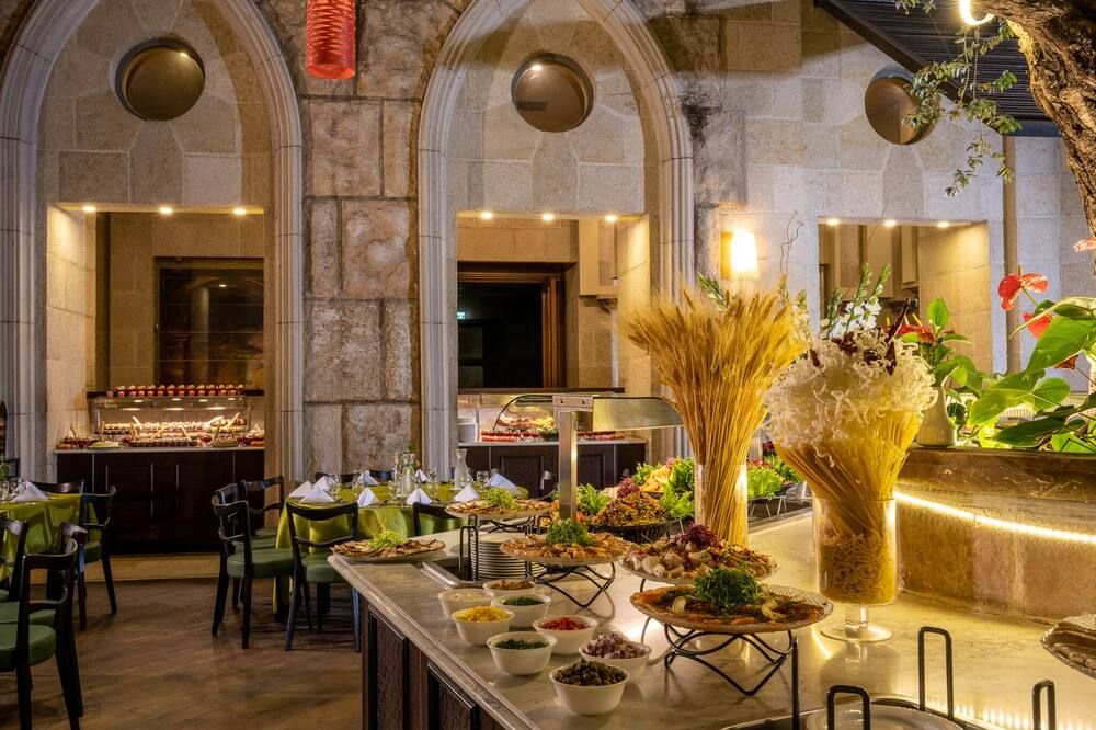 Buffet Photo