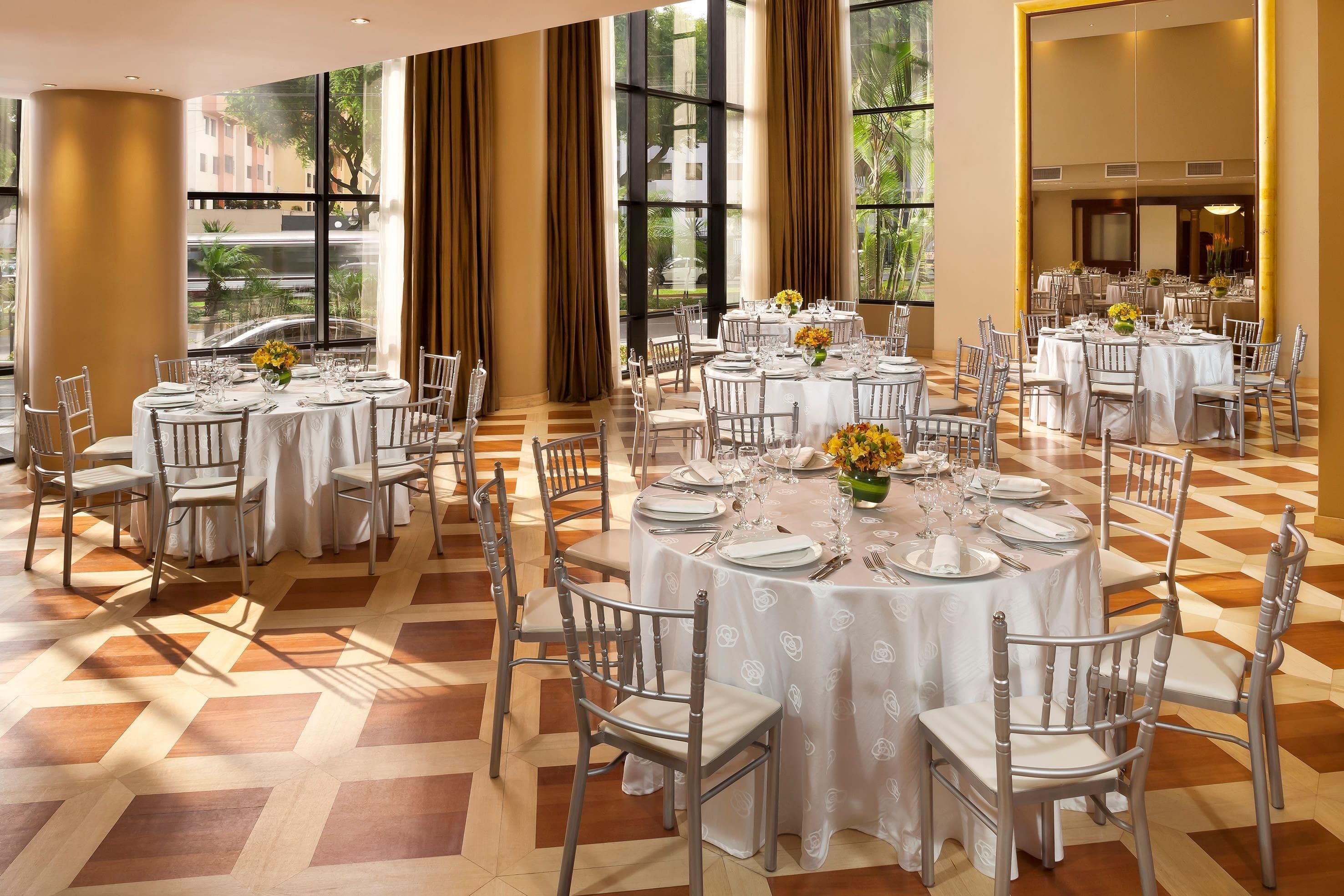 Banquet hall