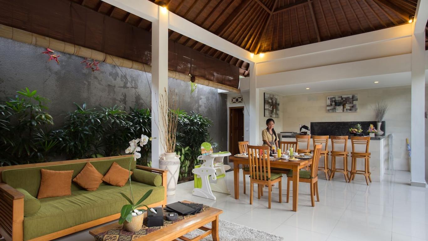 Sandi Agung Villa