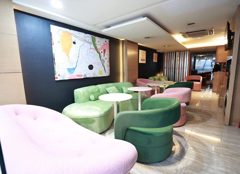 Lounge Photo