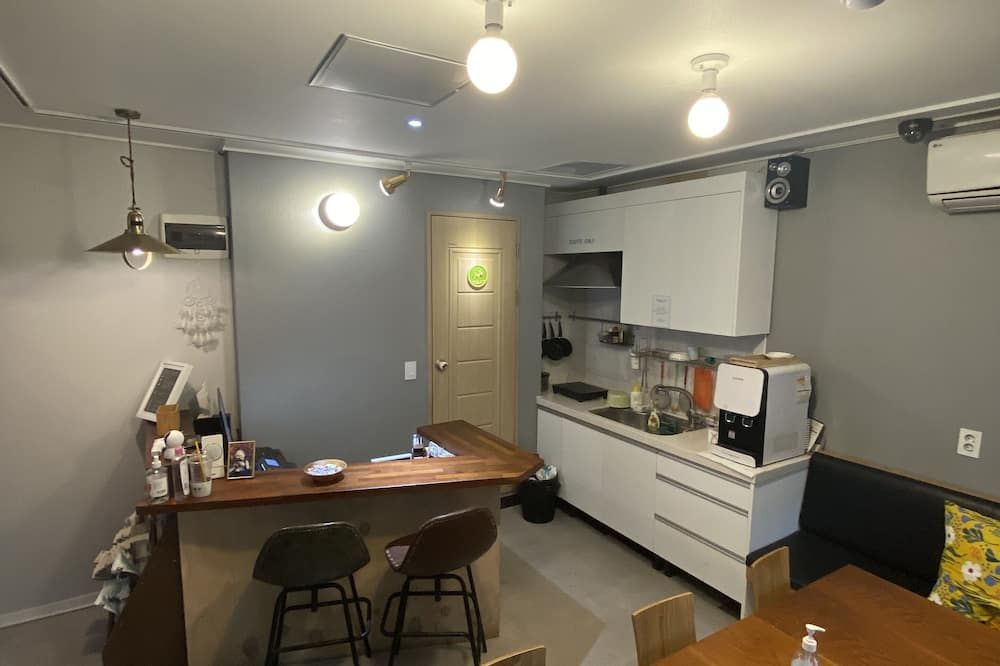 Kitchen Photo
