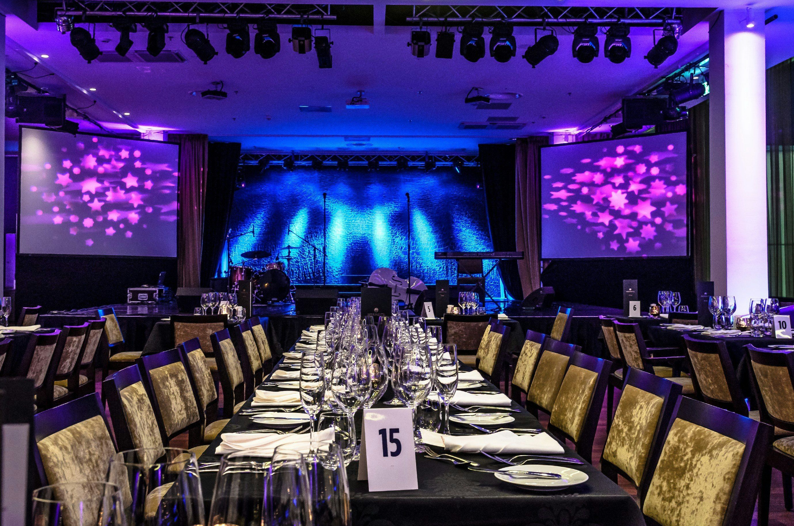 Banquet hall