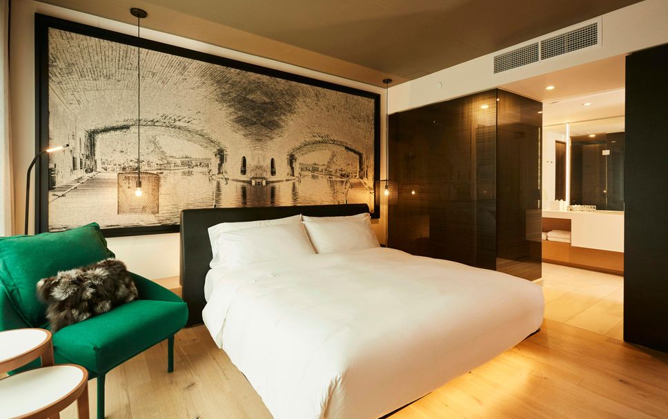 Bedroom Photo