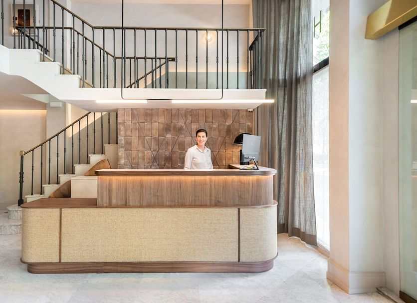 Front desk Photo