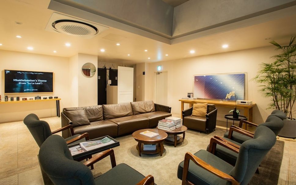 Lounge Photo