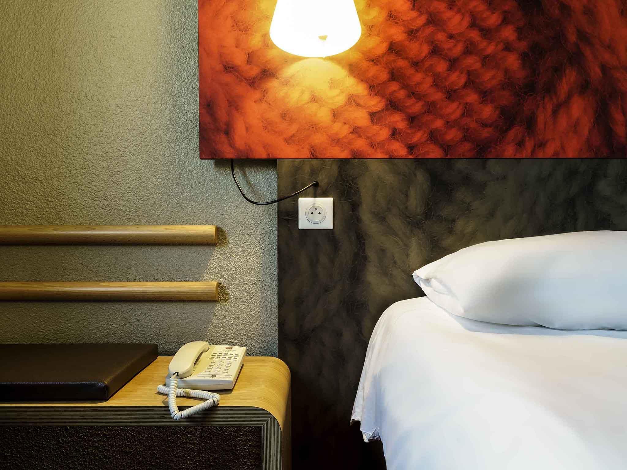Room amenity