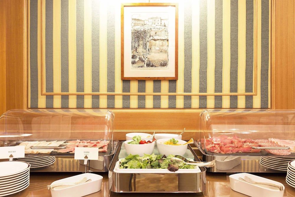 Buffet Photo