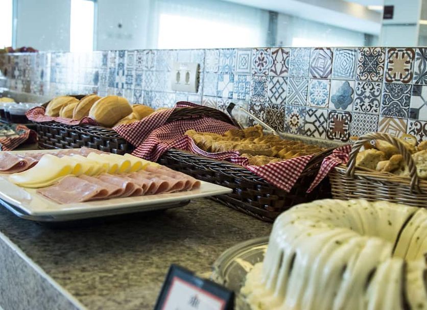 Buffet Photo