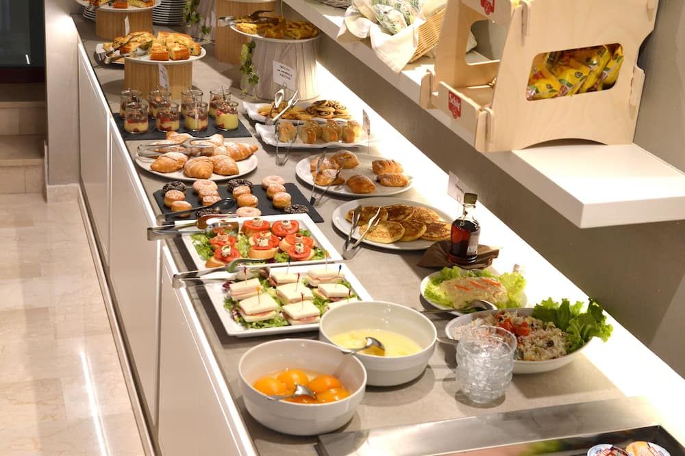 Buffet Photo
