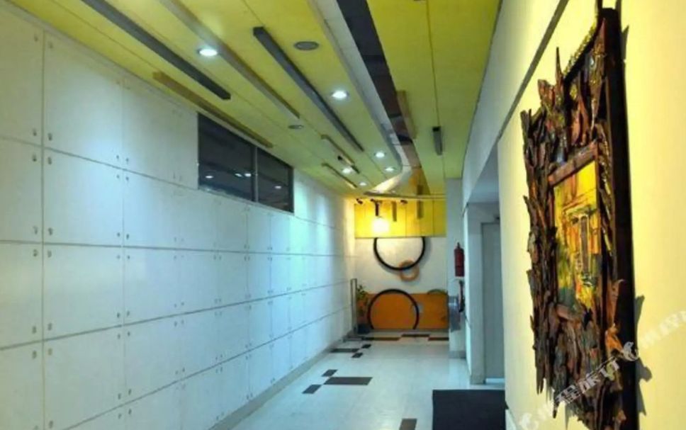 Hallway Photo