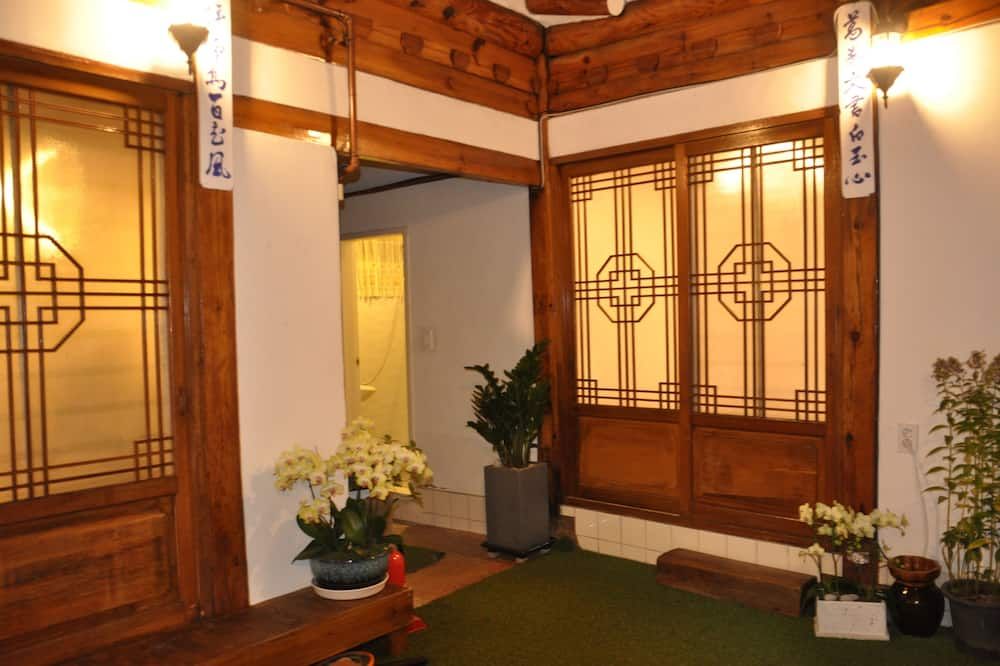 Room amenity