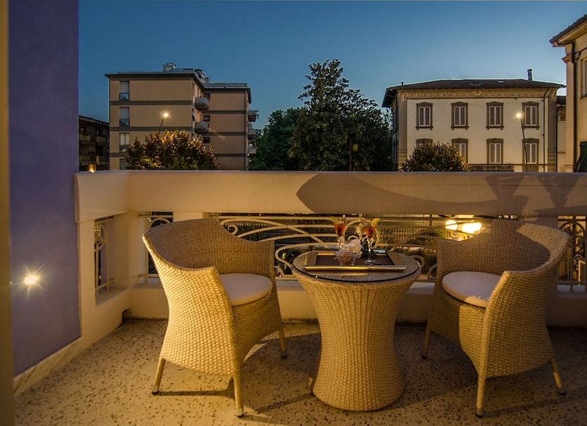 Balcony Photo