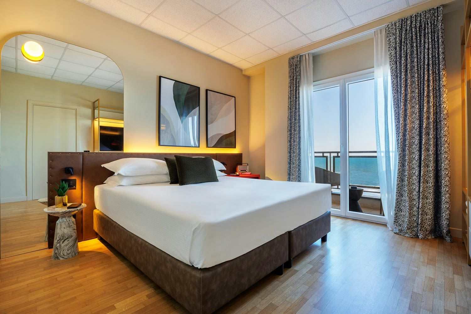 Hotel amenity