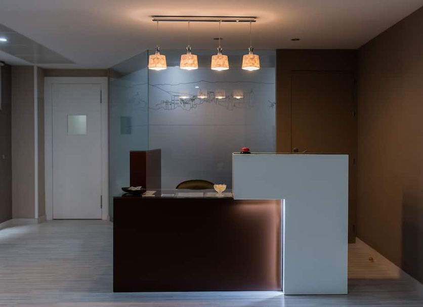Front desk Photo