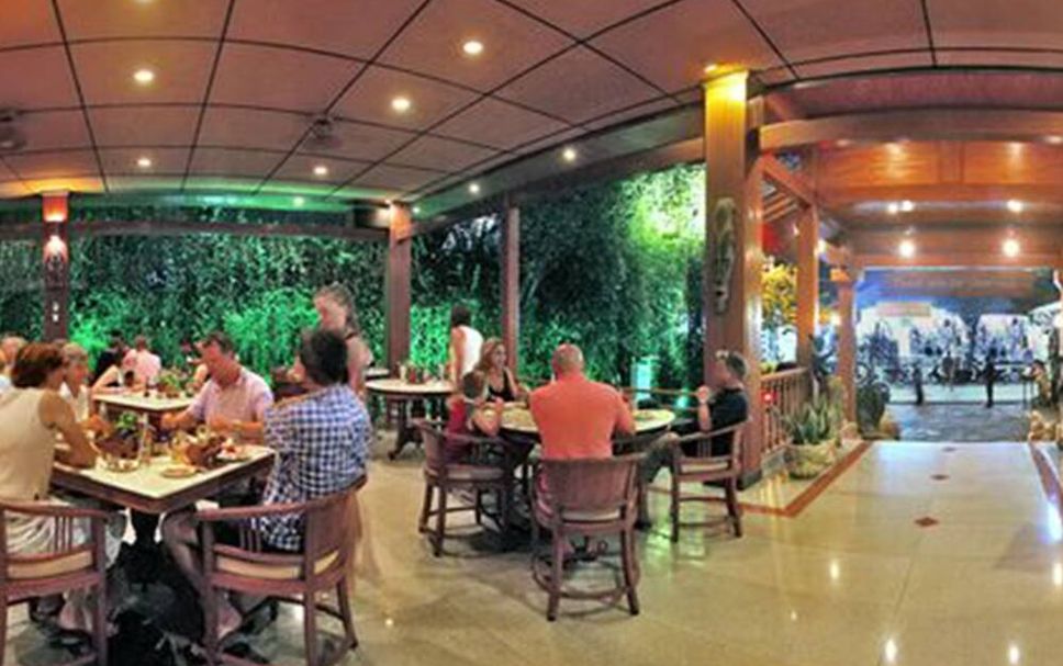 Restaurant Photo