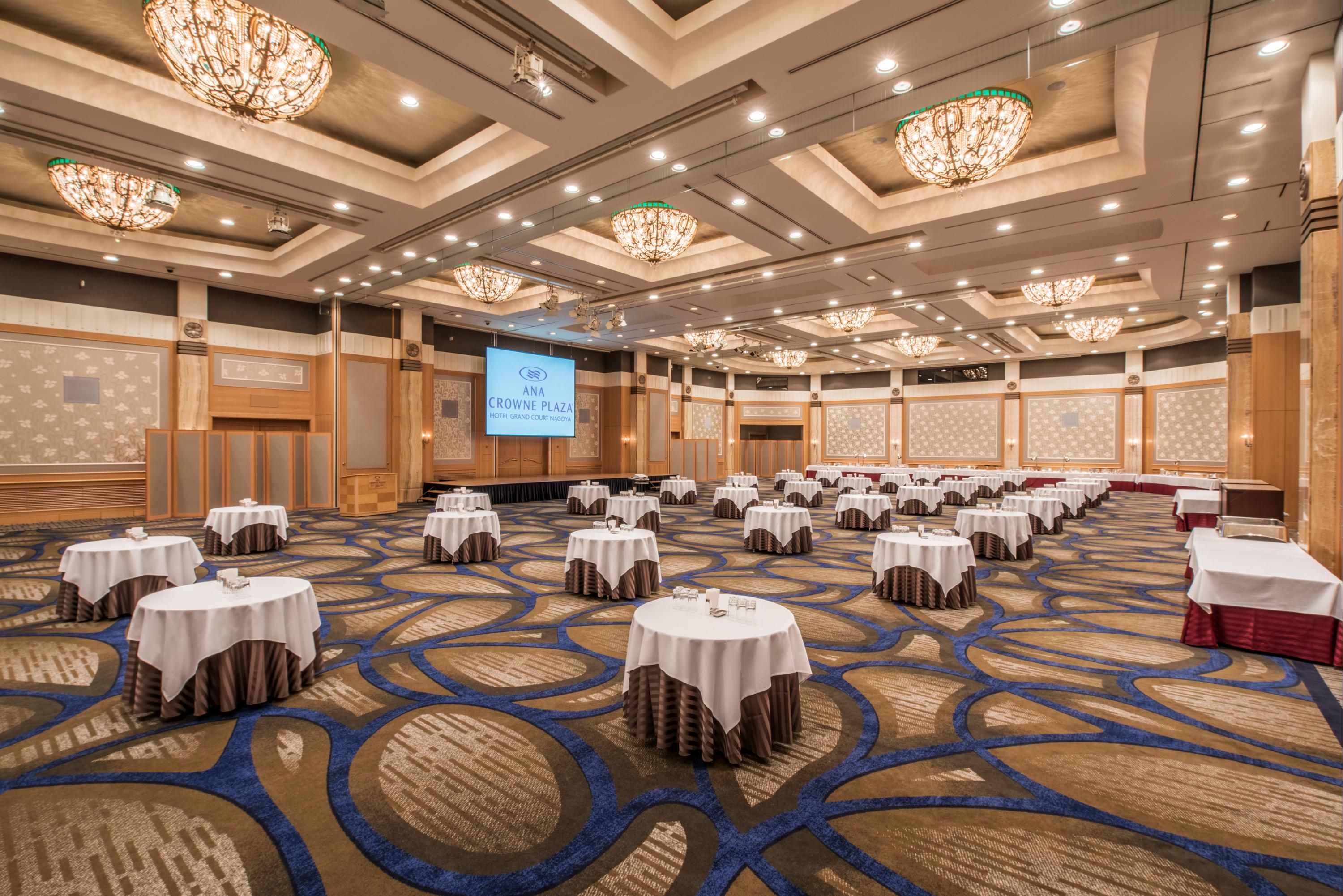 Banquet hall