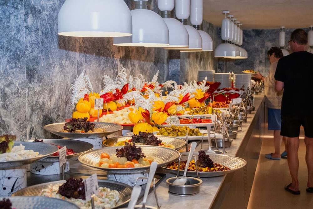 Buffet Photo