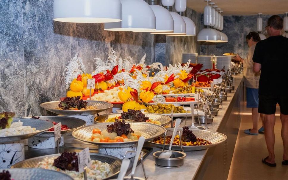 Buffet Photo