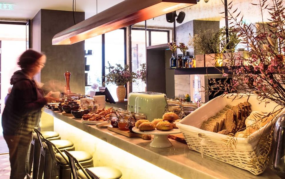 Buffet Photo