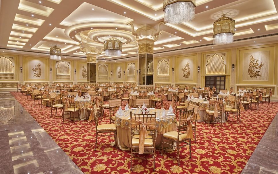 Banquet hall Photo