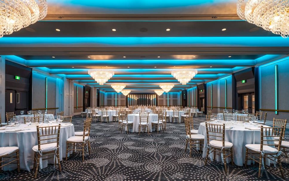 Banquet hall Photo