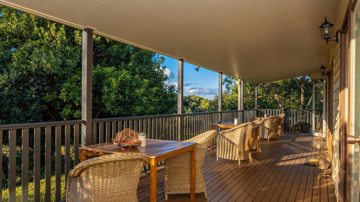 Camelot Boutique Accommodations