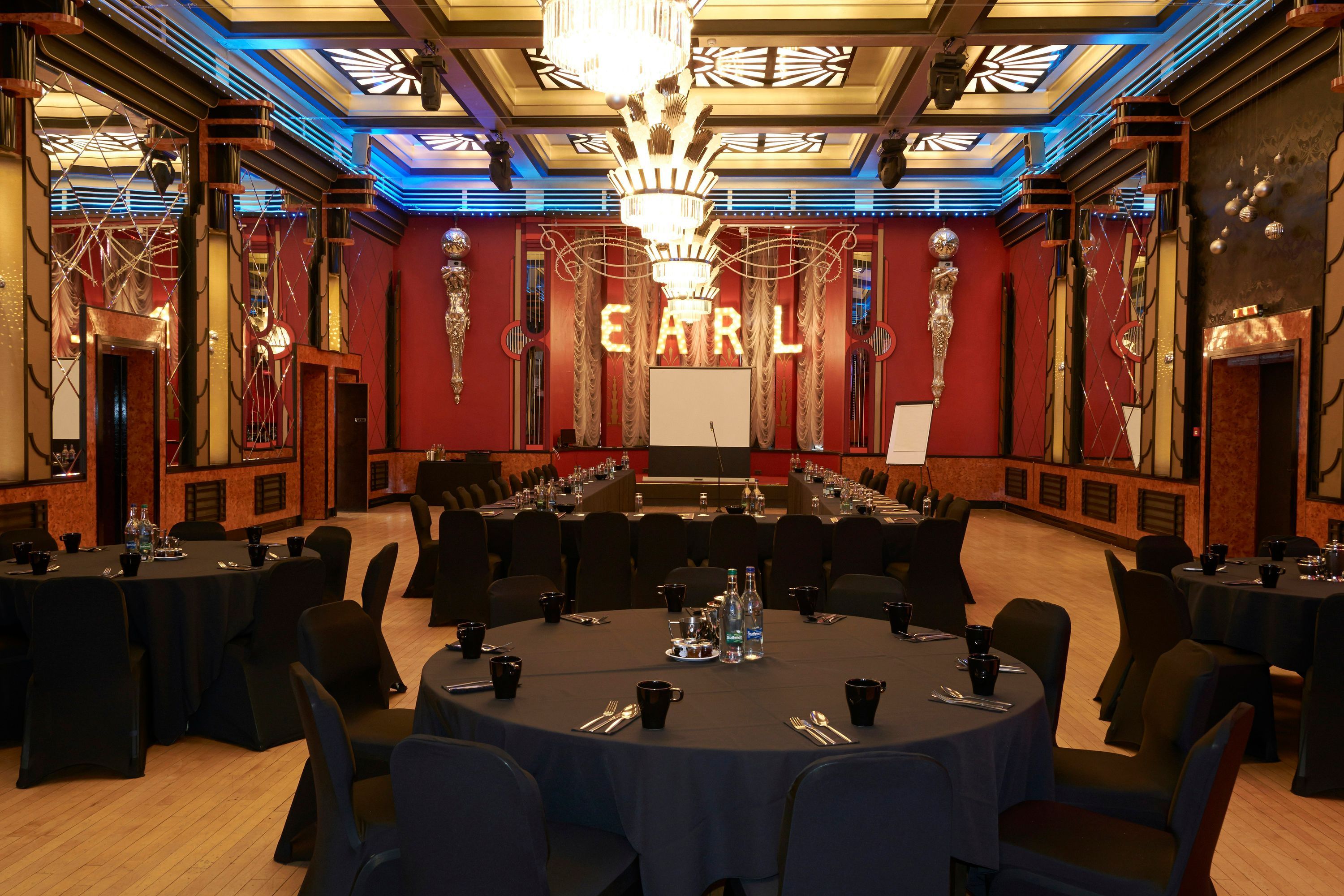 Banquet hall