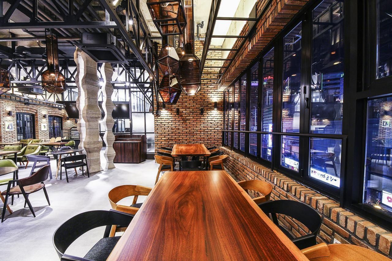 Bar Photo