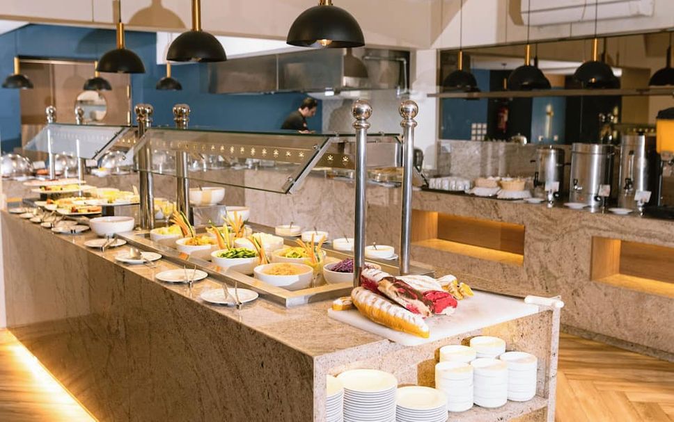 Buffet Photo