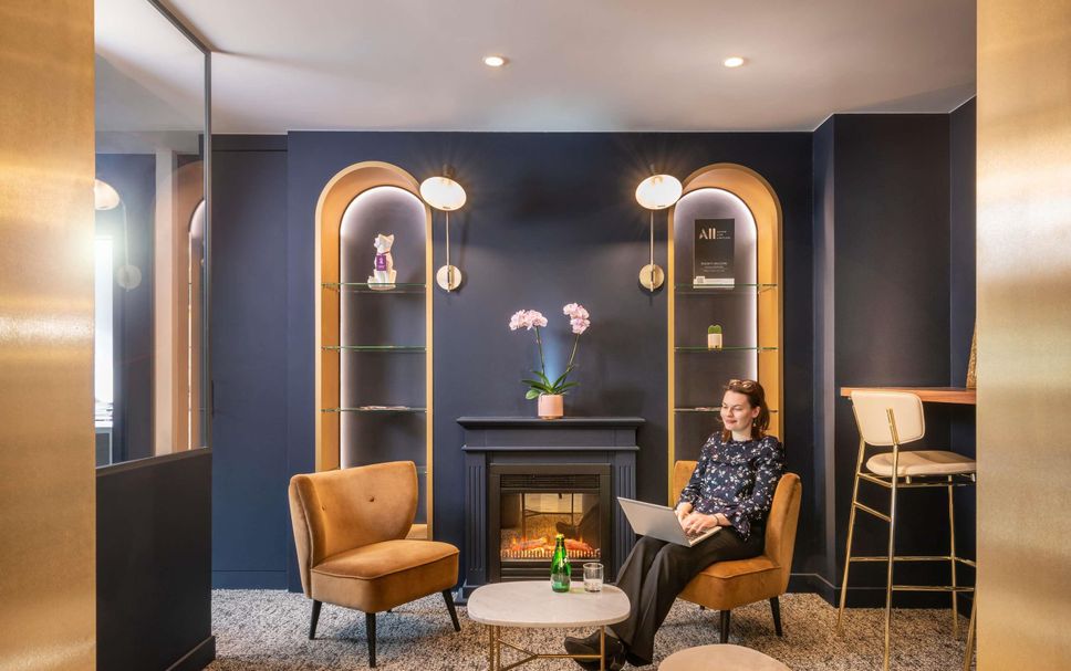 Lounge Photo