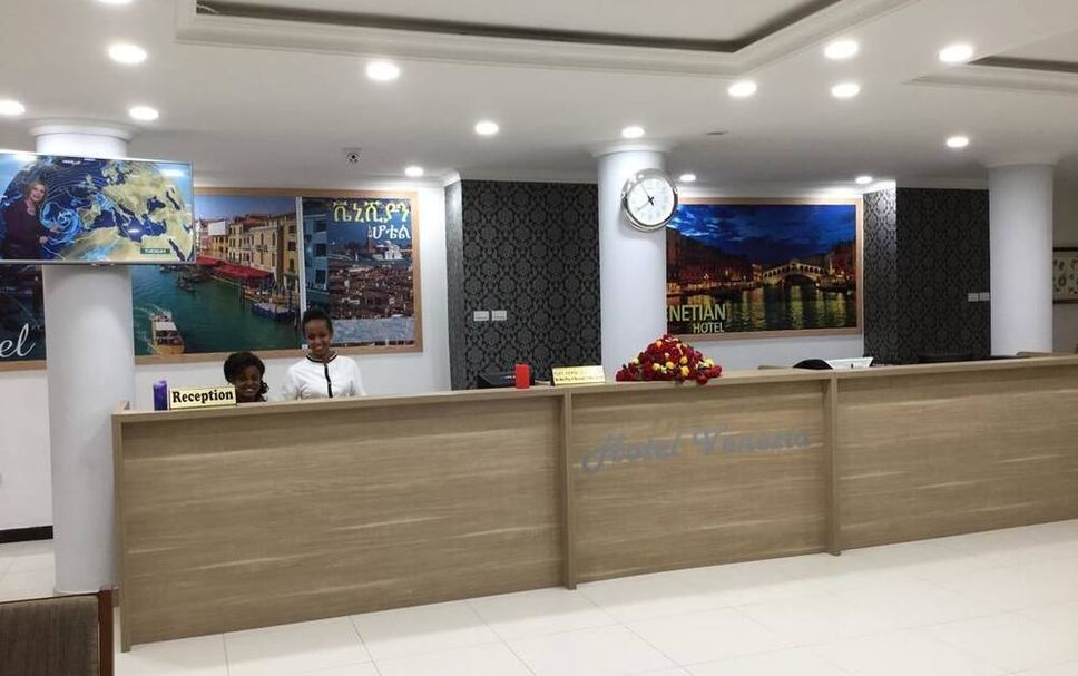 Front desk Photo