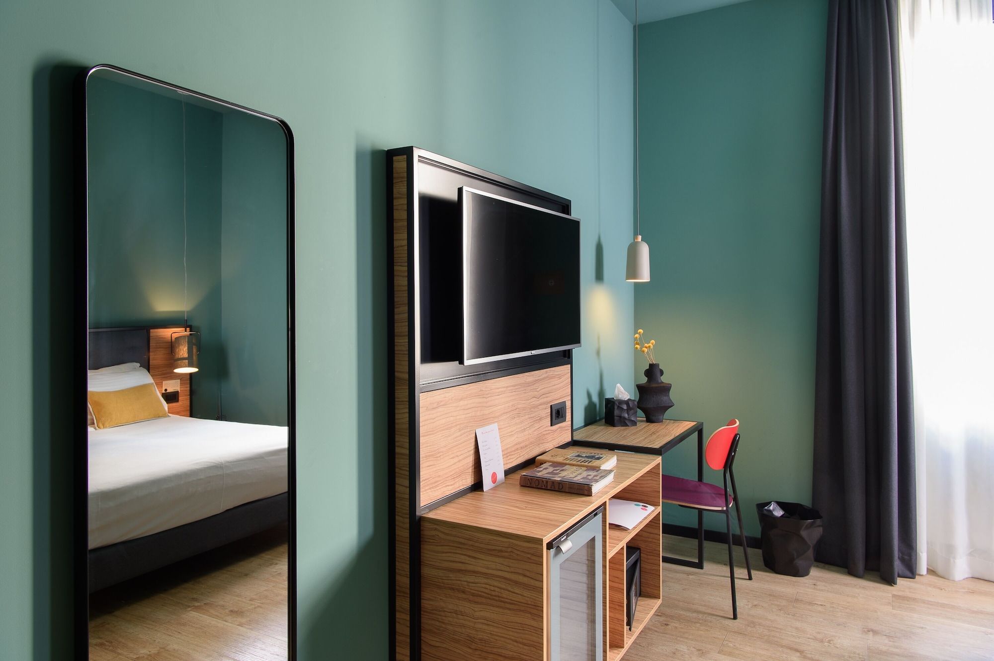 Room amenity